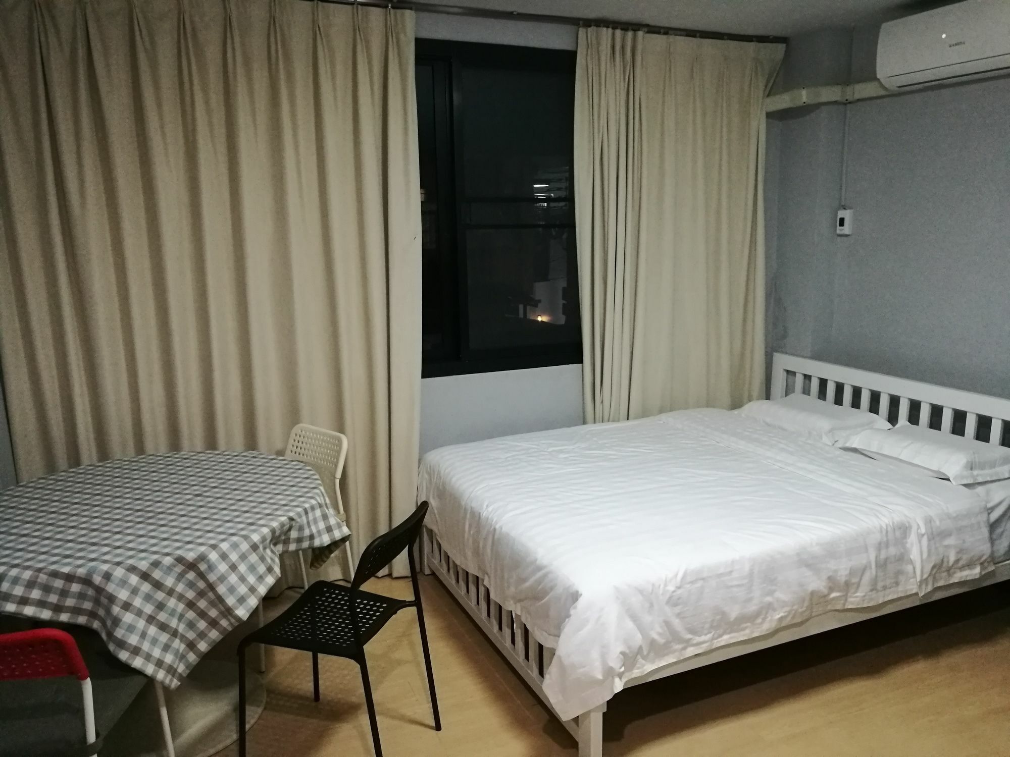 Moumou Hostel Bangkok Exterior foto