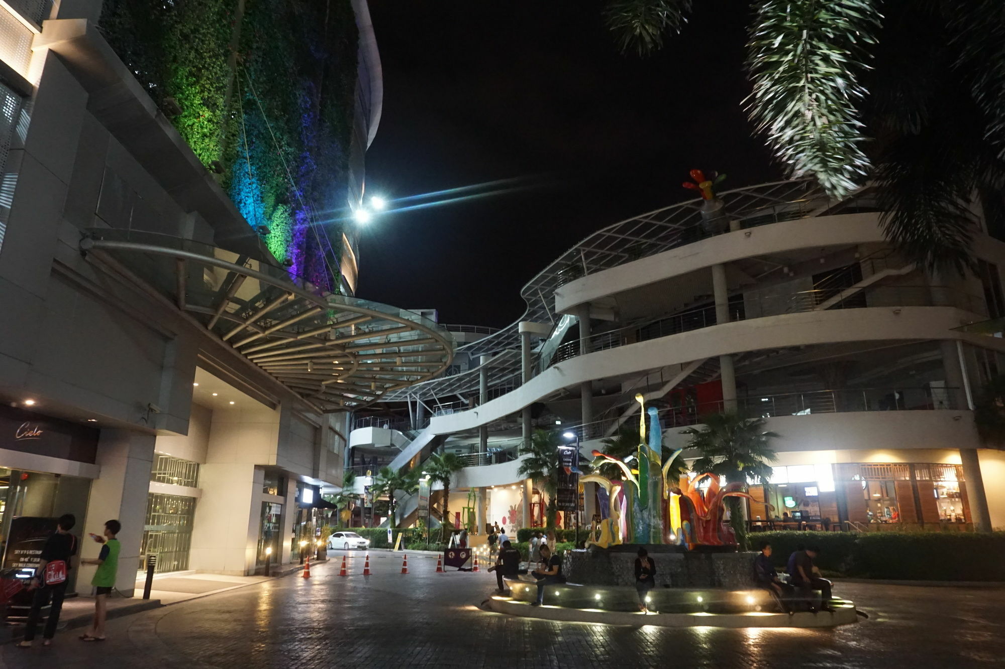Moumou Hostel Bangkok Exterior foto